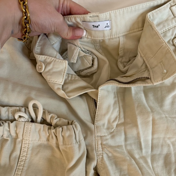 Aritzia TNA cargo supply pant - Picture 3 of 5